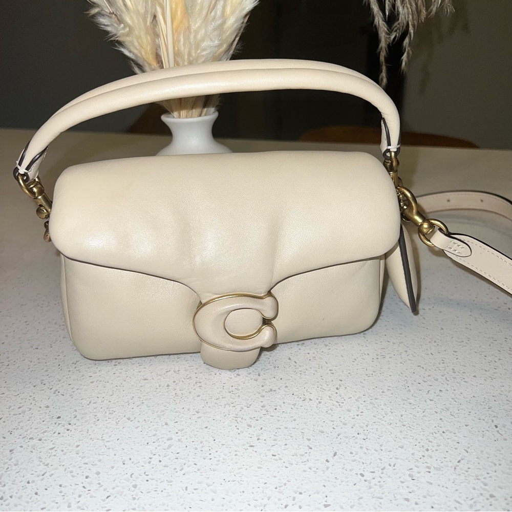 Coach Pillow Tabby Shoulder Bag 18(Small)